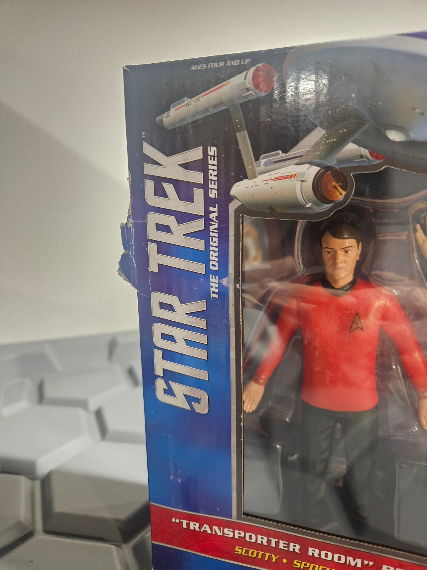 Star Trek: The Original Series – Transporter Room Bendable Figure Boxed Set (2018)