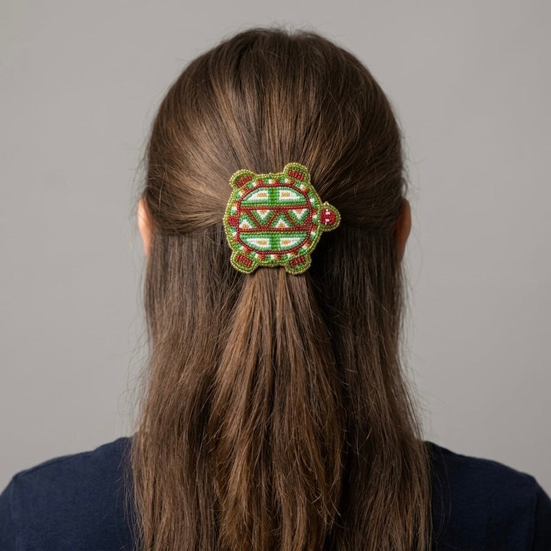 Beaded turtle Barrette Green accent-5