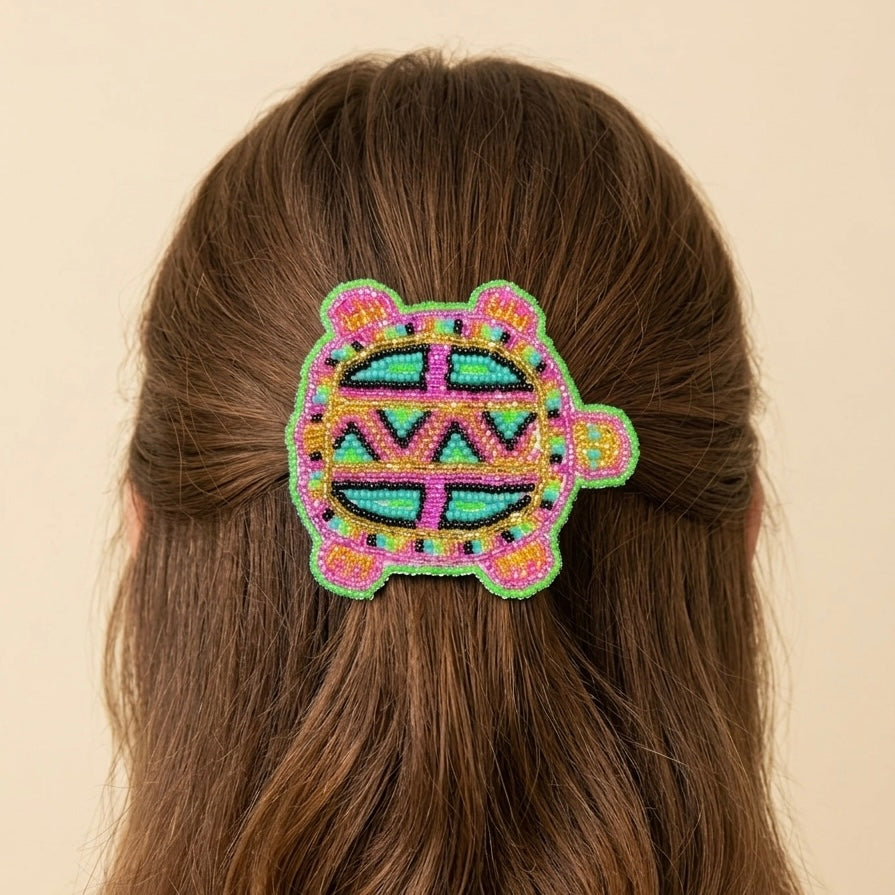 Beaded turtle Barrette Green accent-7