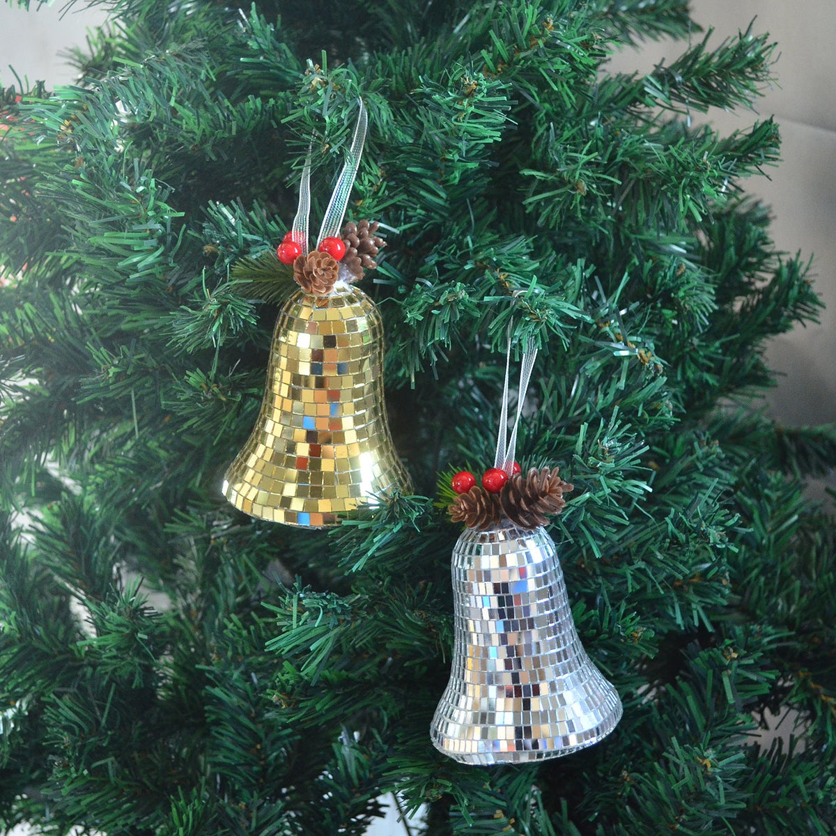 Fashionable Retro Christmas Bell Ornament-2