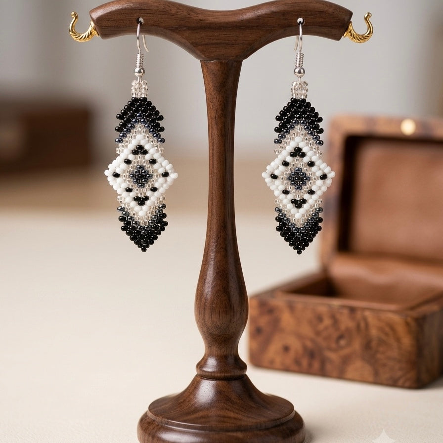Soul Feather Earrings black-2