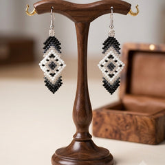 Soul Feather Earrings black-2