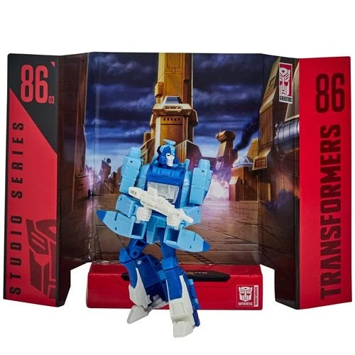 Transformers Studio Series 86-03 – Clase de Lujo Autobot Blurr (UPC: 630509978281)