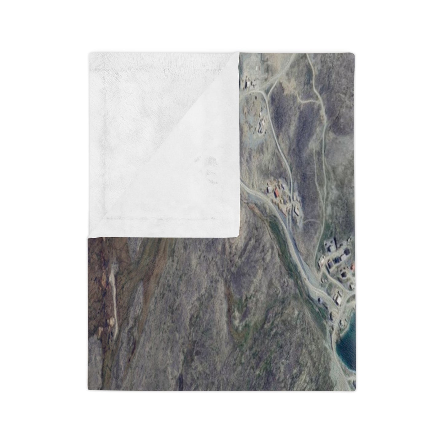 Kangirsuk Nunavik Velveteen Throw Blanket