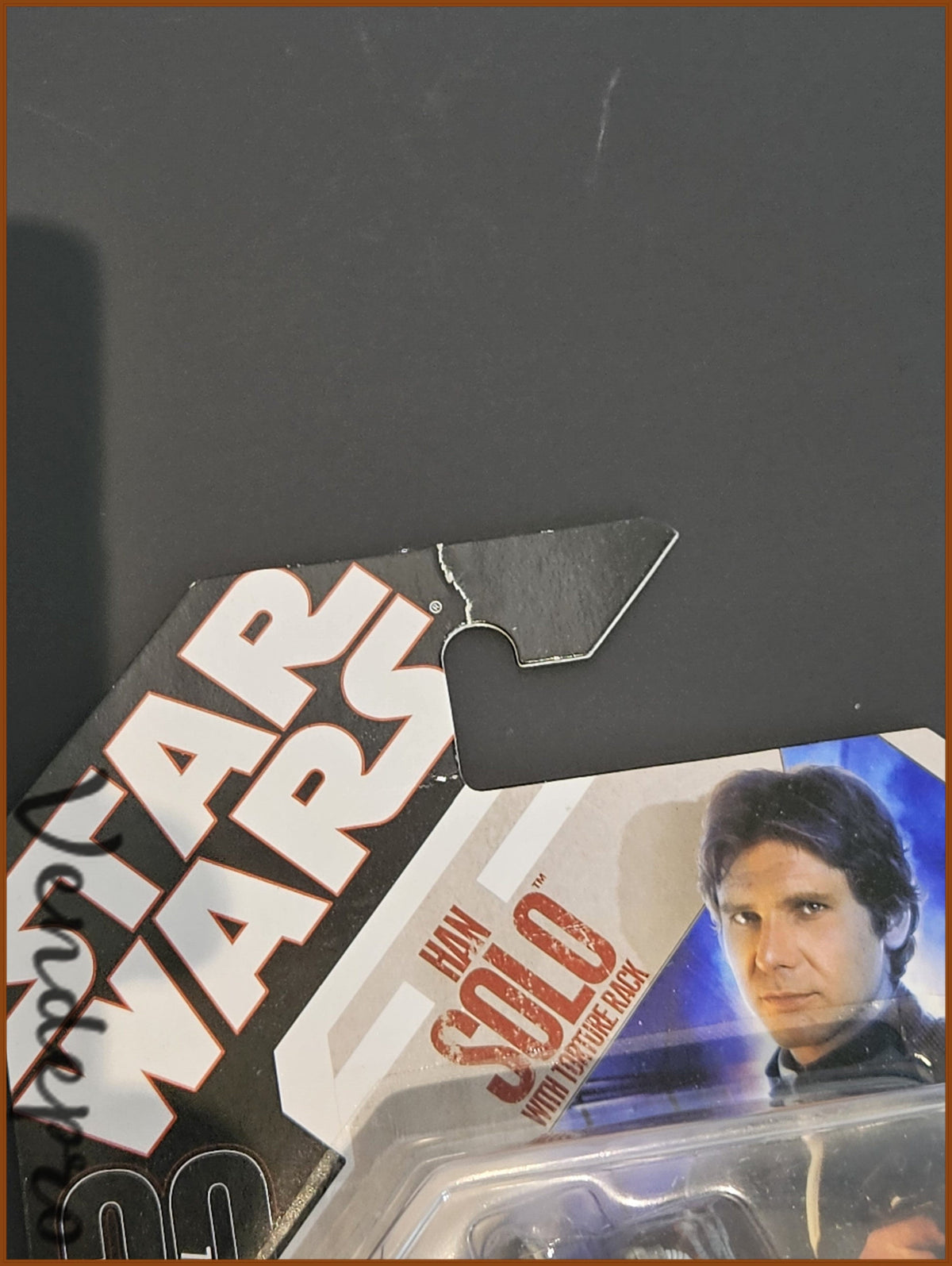 2007 - Star Wars 30.º Aniversario Han Solo con Soporte de Tortura (UPC: 653569249559)