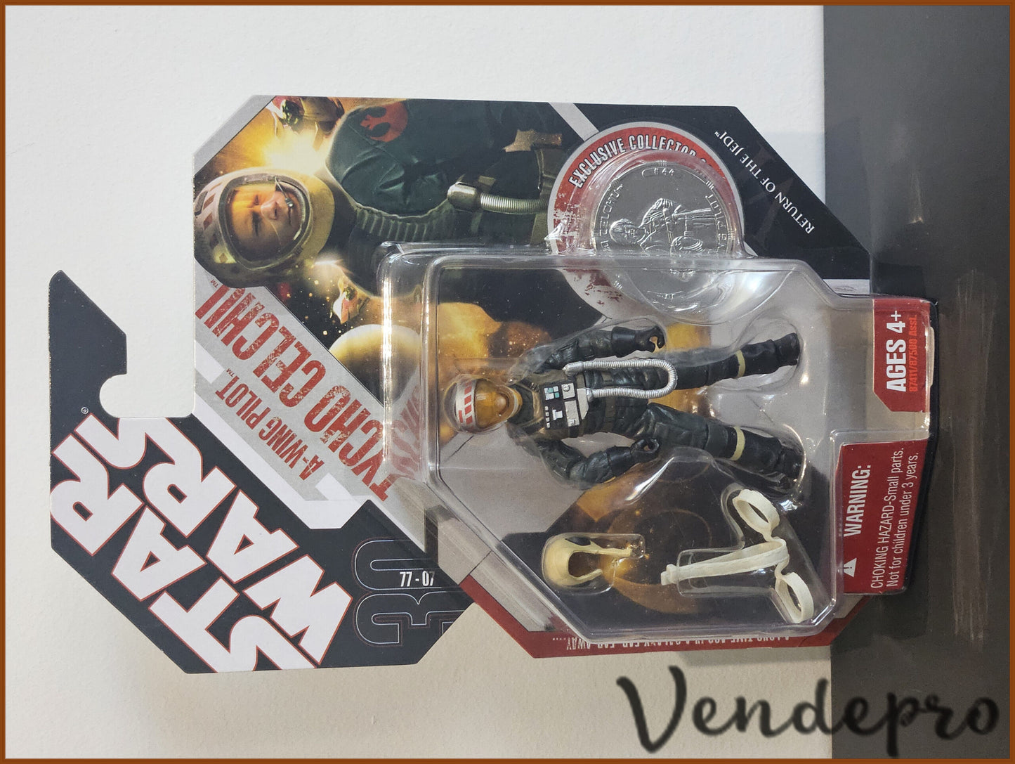 Star Wars 30th Anniversary Collection – Tycho Celchu (A-wing Pilot) #44 3.75" Action Figure (UPC: 653569256977)