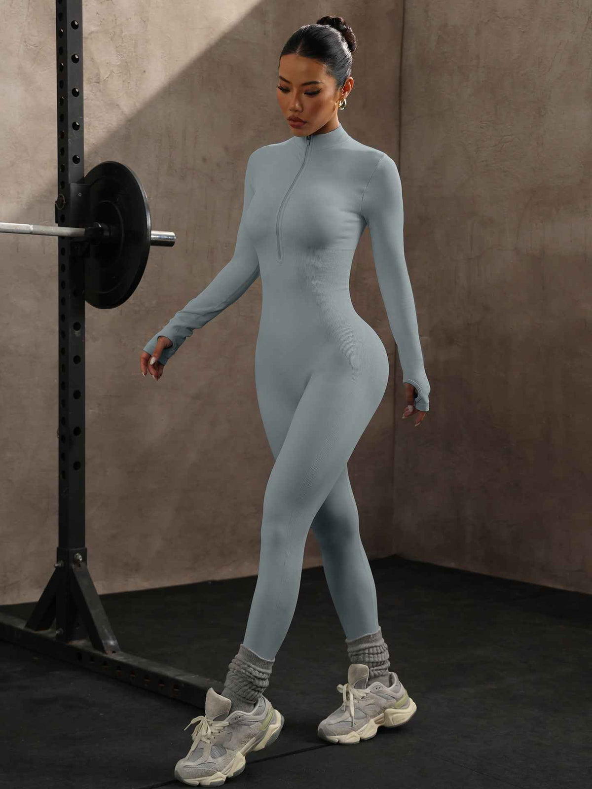 Women’s Long-Sleeve Seamless Yoga Bodysuit – Tight-Fit One-Piece Workout Suit-5
