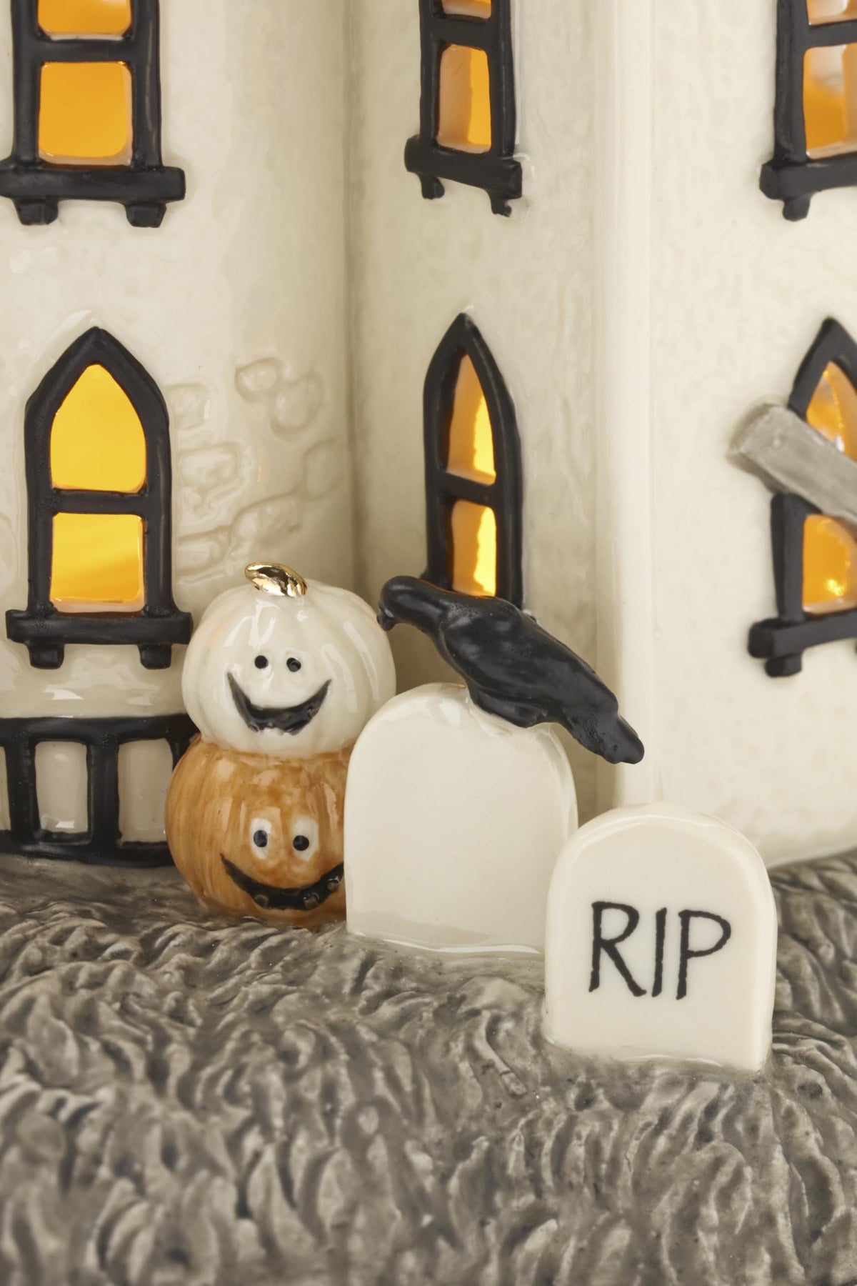 Lenox Vintage Halloween Light-Up Manor Figurine-3
