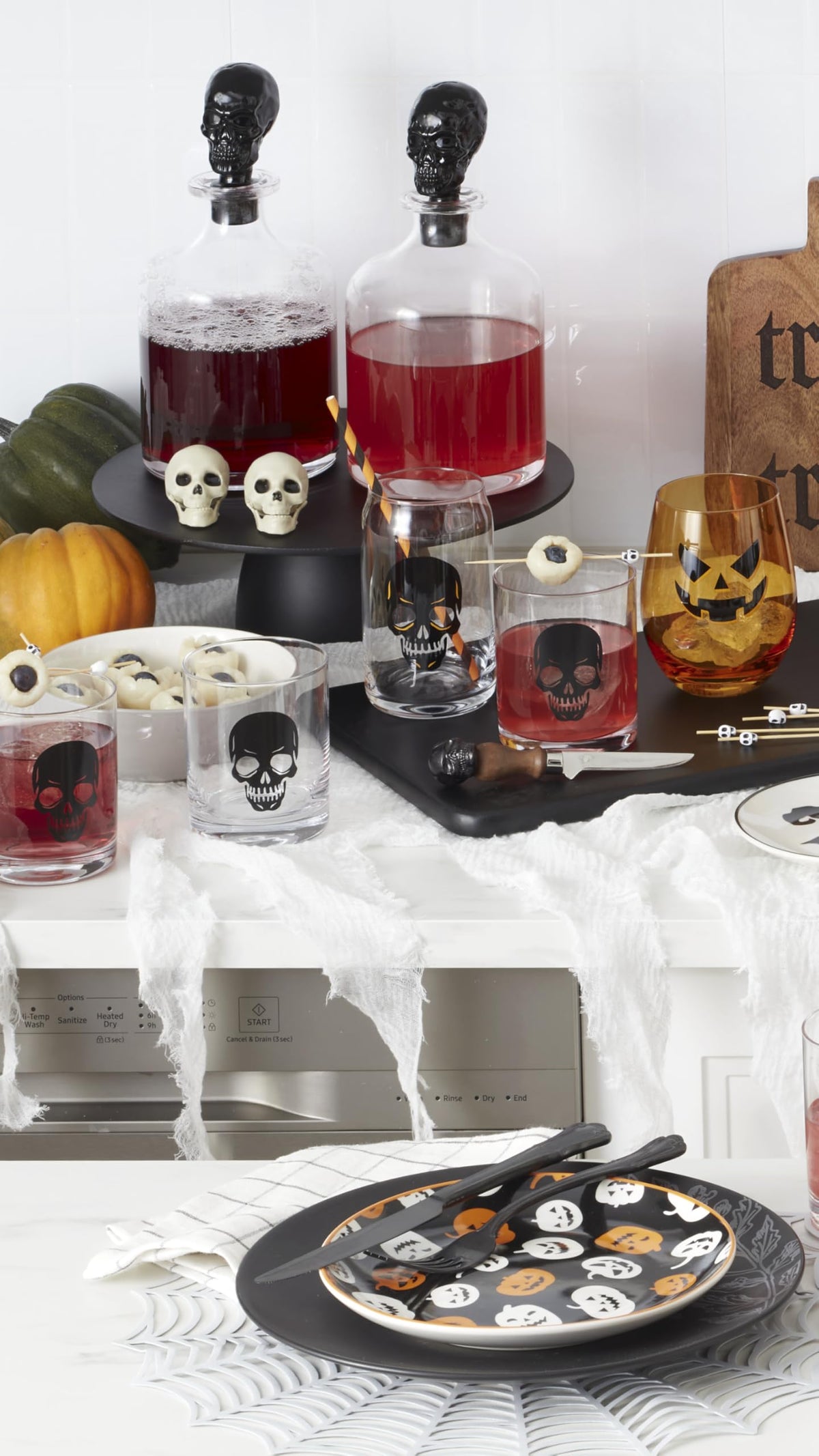 Oneida Vintro Halloween Skeleton 5-Piece Whiskey Glass Set-6