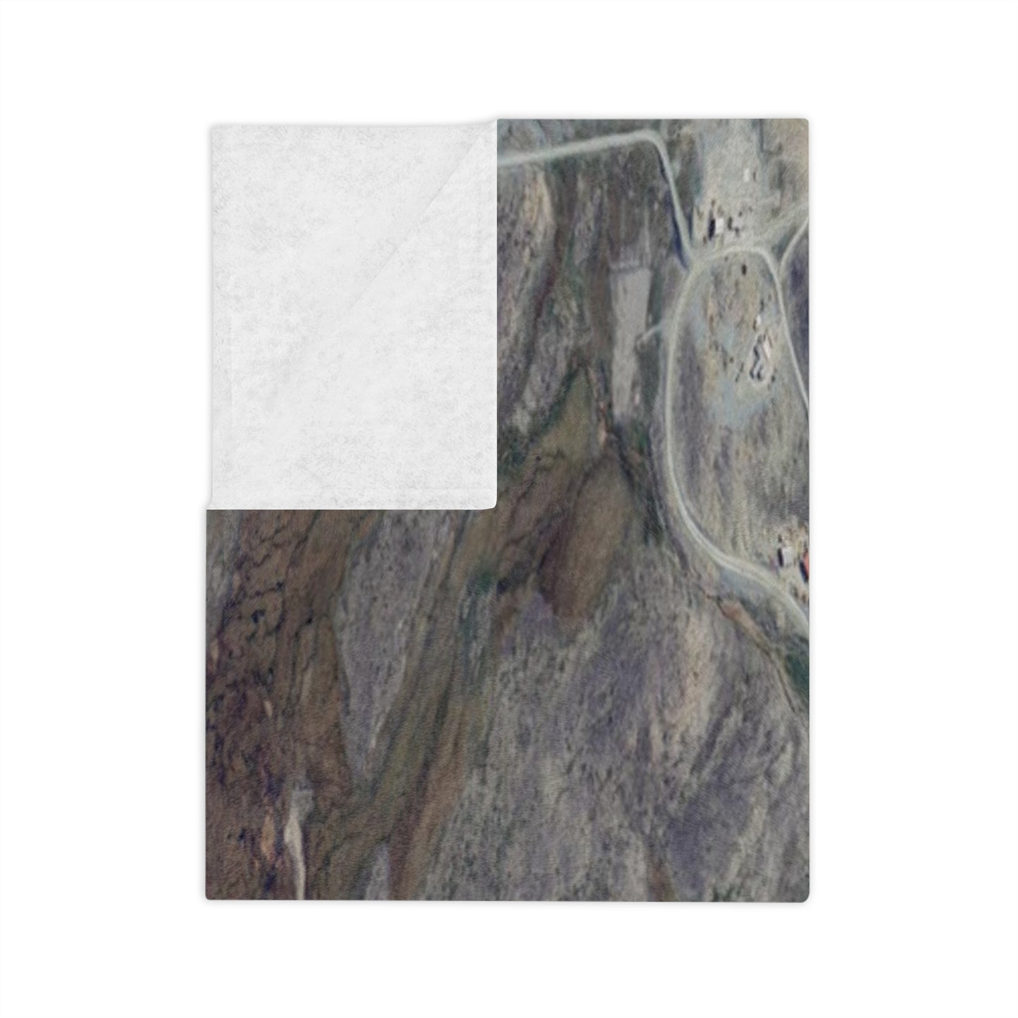 Kangirsuk Nunavik Velveteen Throw Blanket