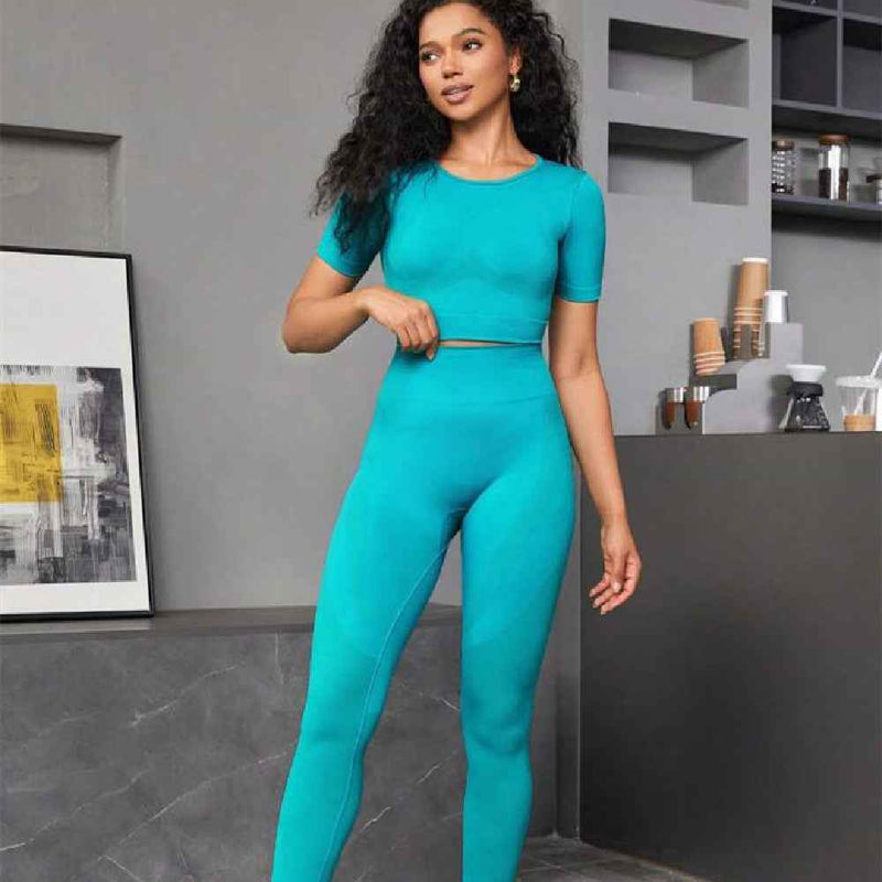 Women’s Training Workout Set – Sports Suit for Fitness, Gym & Activewear-1