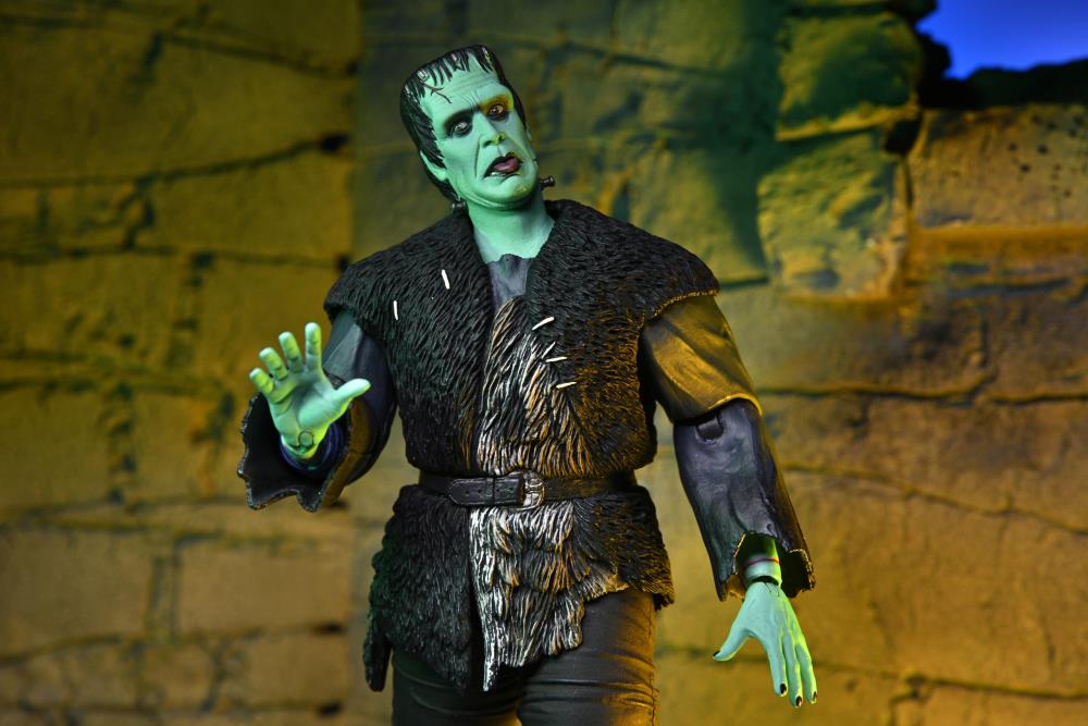 Neca - Rob Zombie's The Munsters Ultimate Herman Munster Action Figure-12