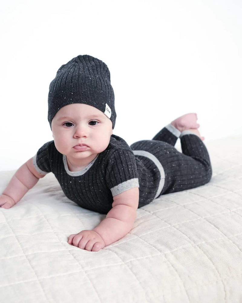 Hug Me Leggings | Black Melange | 7AM-4