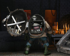 Universal Monsters x Teenage Mutant Ninja Turtles Ultimate Leonardo as The Hunchback-12