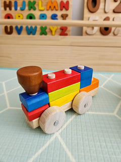 QToysUSA - Stack & Pull Train - Ages 2+-5