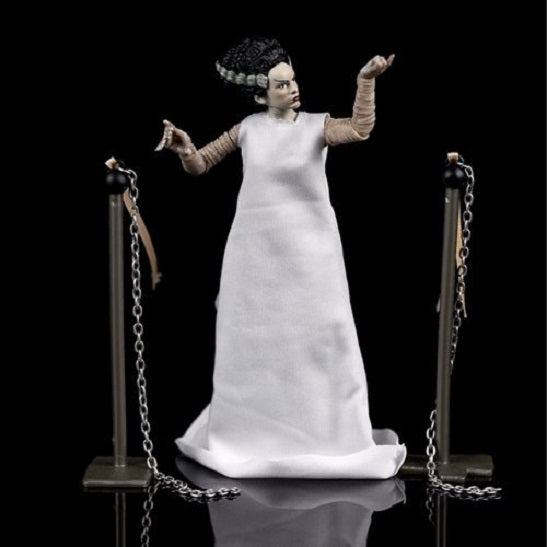 Monstruos Clásicos – Novia de Frankenstein Figura de Acción de 6 Pulgadas (UPC: 801310319604)