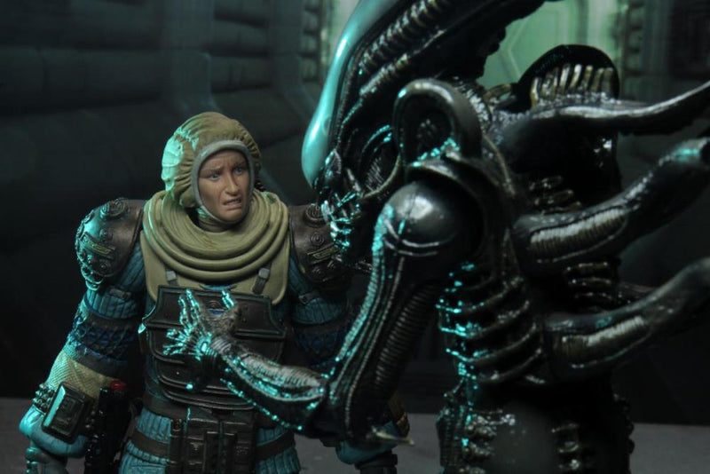Neca Alien 40th Anniversary Lambert (Compression Suit)-3