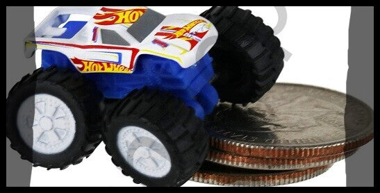 Los camiones monstruo Hot Wheels más pequeños del mundo: carreras n.º 1 (UPC: 810010990785)
