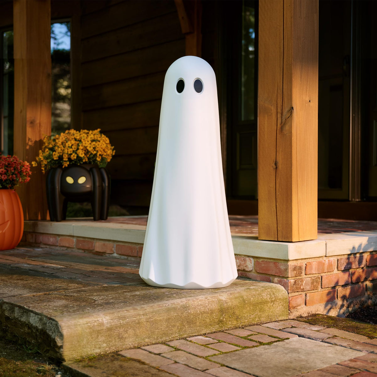 Step2 Boo Buddy Halloween Ghost Statue, White, 40 in, 1 Pack-2