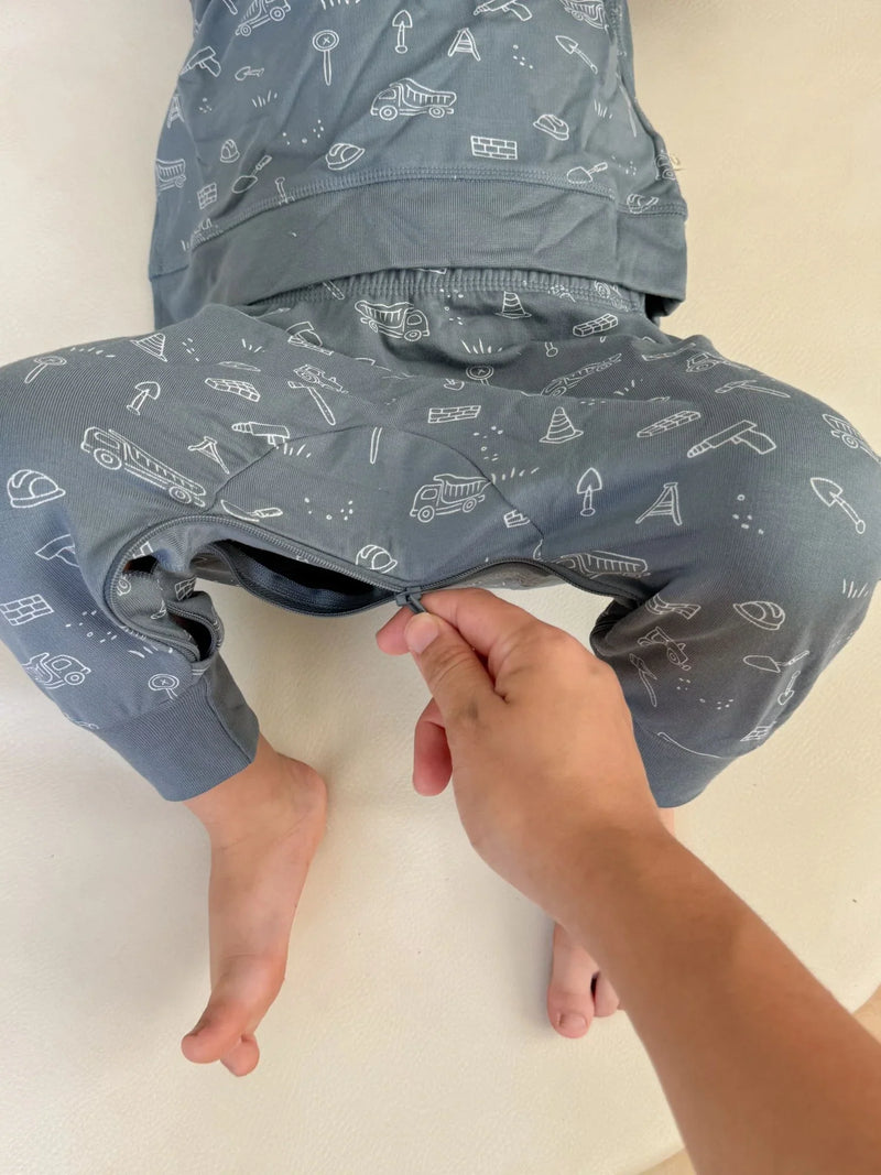 Fleece Sweatsuit | Construction | Gunamuna-2