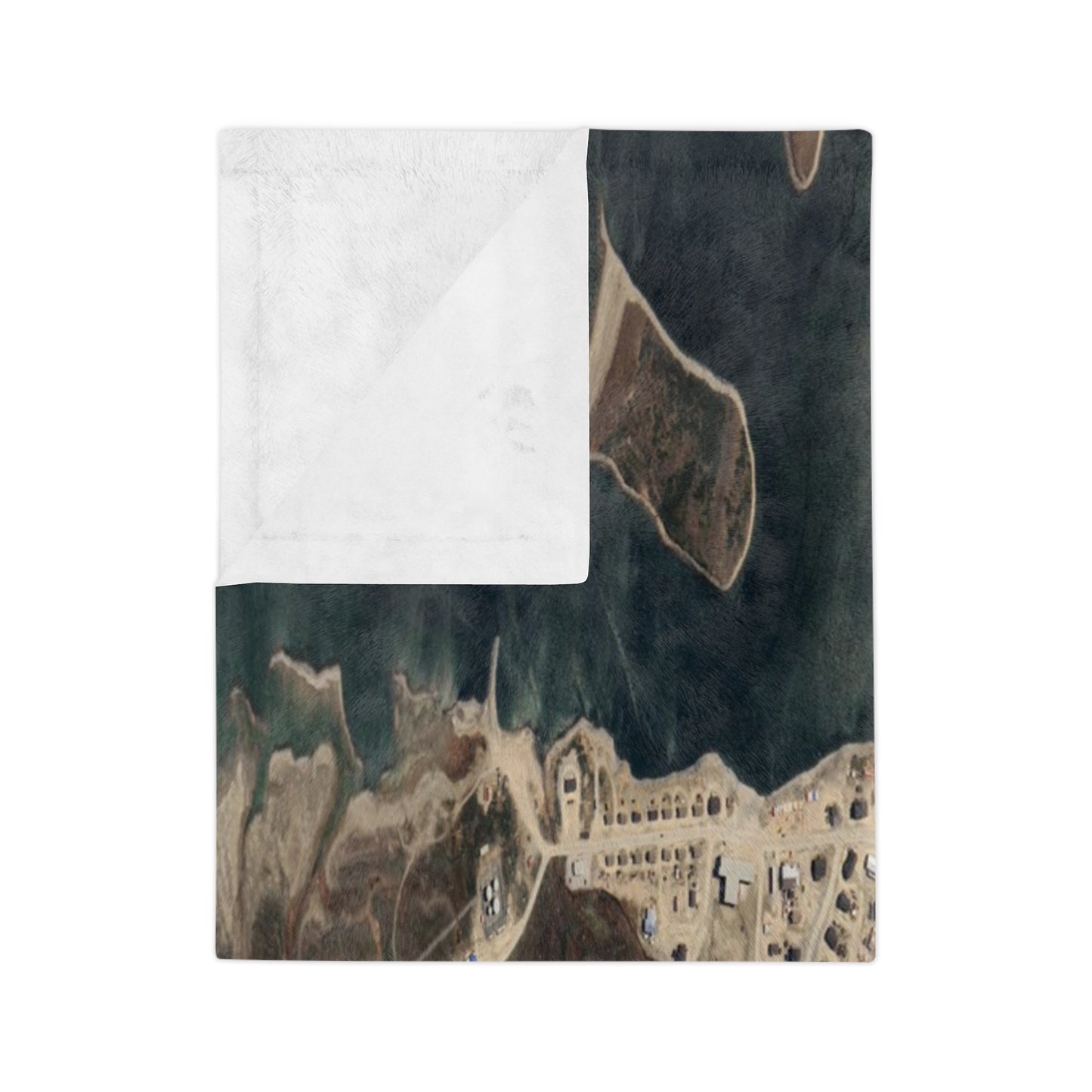 Tasiujaq Nunavik Velveteen Throw Blanket