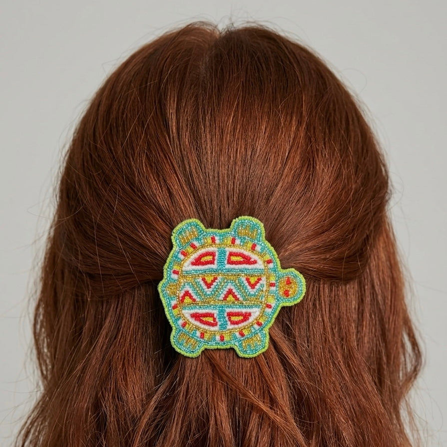 Beaded turtle Barrette Green accent-8