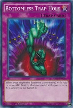 Bottomless Trap Hole (SDHS-EN038) - Structure Deck: HERO Strike Unlimited-1