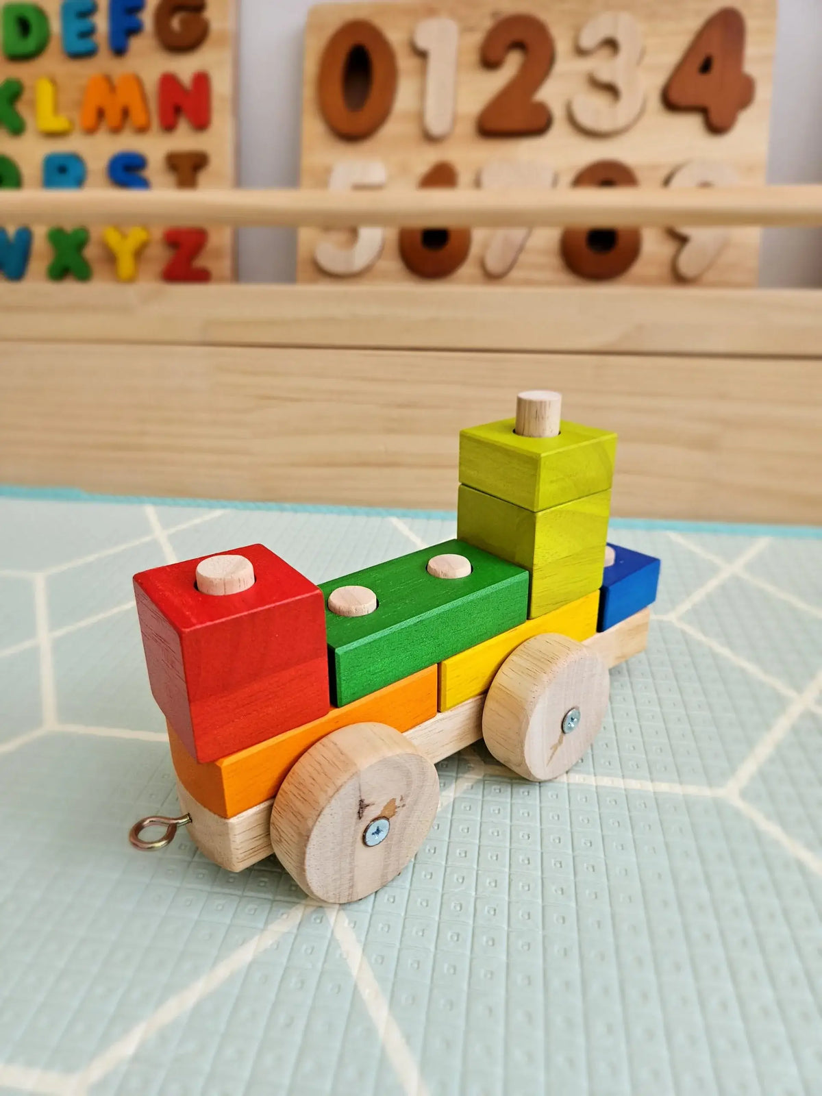 QToysUSA - Stack & Pull Train - Ages 2+-4