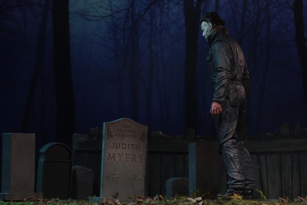 Halloween Ultimate Michael Myers Figure-8