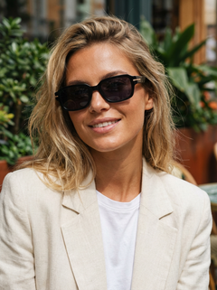 Boléro Rhea — Retro Rectangle Sunglasses-9