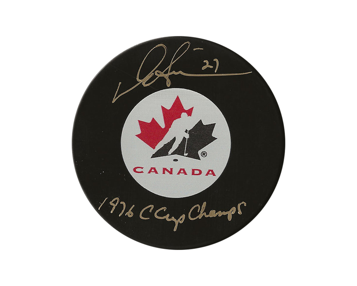 Palet Darryl Sittler autographié Équipe Canada, modèle autographié, inscrit « 1976 C Cup Champs »-1
