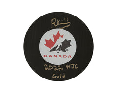 Palet de hockey Riley Kidney autographié par l'équipe canadienne, modèle autographié, avec l'inscription « 2022 WJC Gold »-1