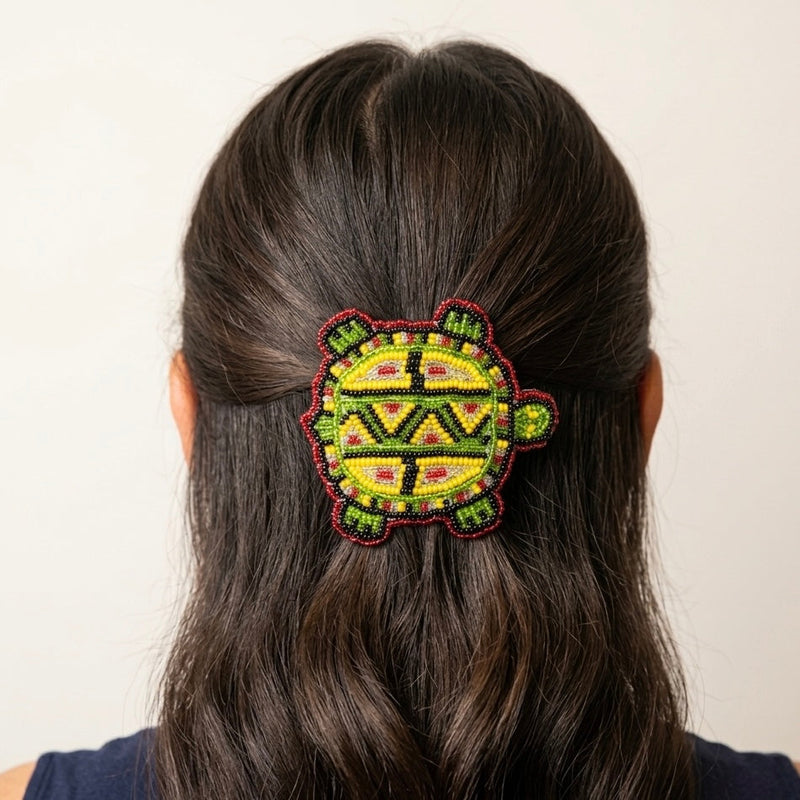 Beaded turtle Barrette Green accent-4