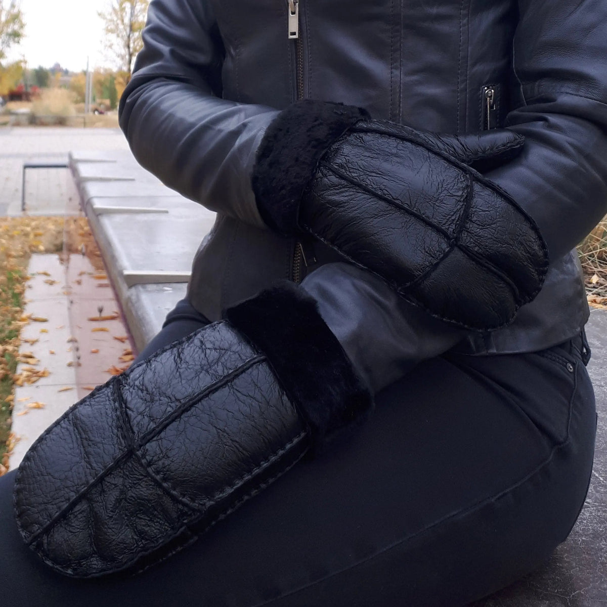 BOL Men's Shearling Leather Mittens-3
