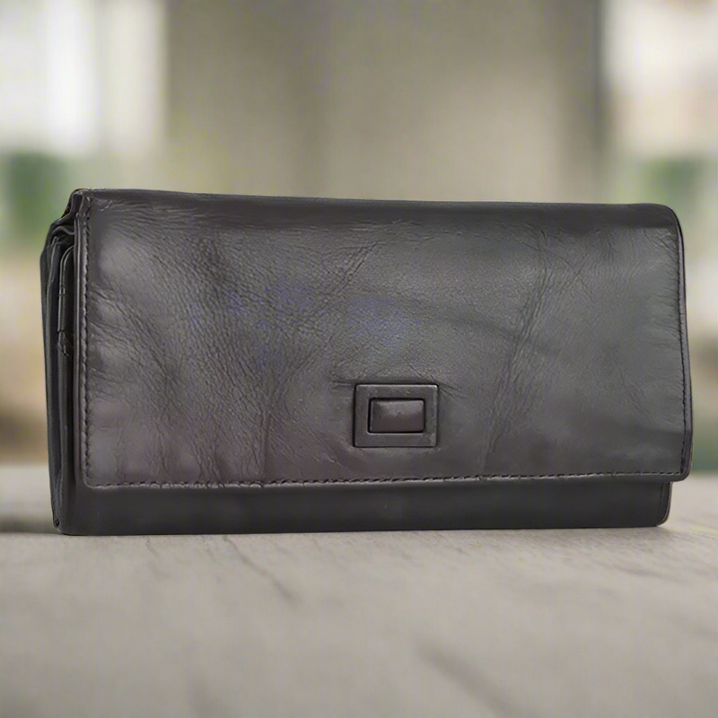 MET Women's Square Tab Leather Wallet-1