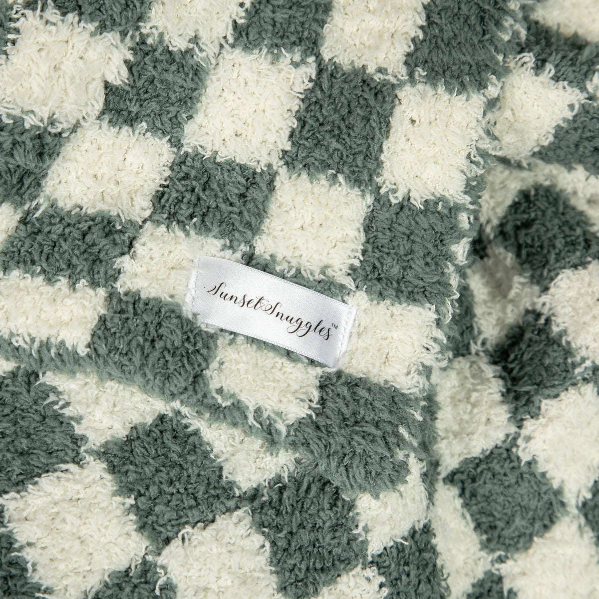 Baby's Breath & Forest Green Check Print Throw-10