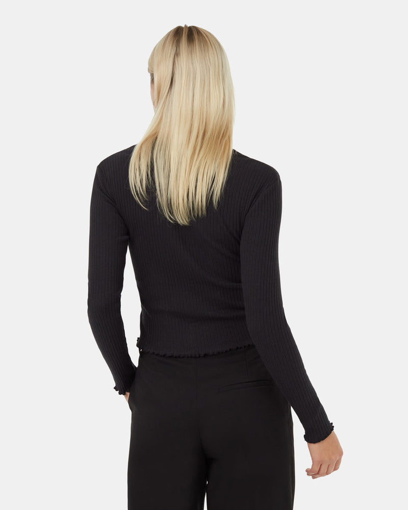 Newell Longsleeve-3