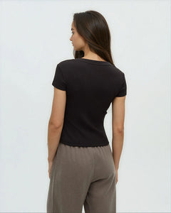 Pinewood T-Shirt-3