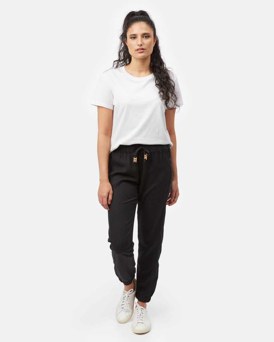 Colwood Jogger-2