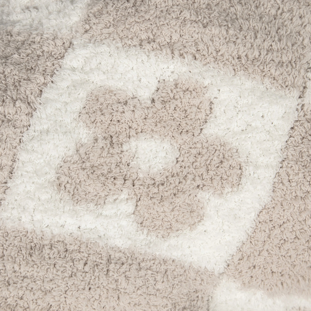 Blushing Beige & White Flower Power Print Toddler Blanket-7