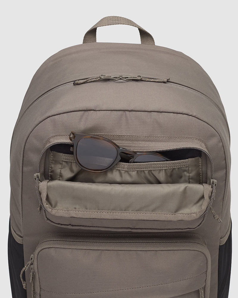 Bayview 25L Backpack-3
