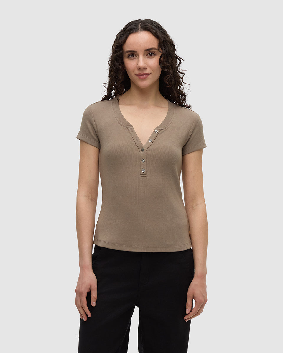 Pinewood T-Shirt-1