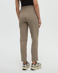Saturna Pant-3