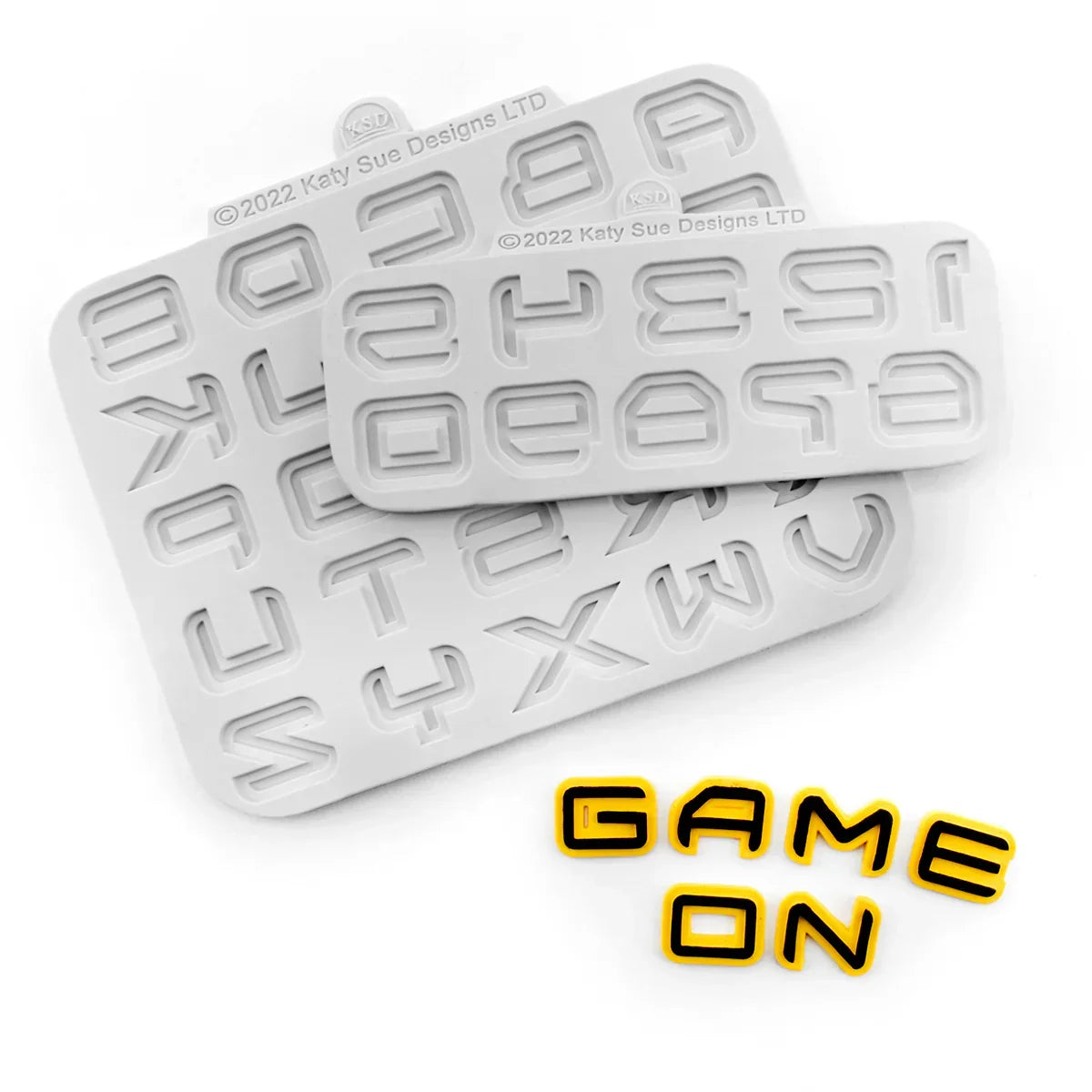 Juego de 2 moldes de silicona con números y letras de ciencia ficción-3