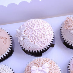 Moule en silicone pour cupcakes dentelle florale-4