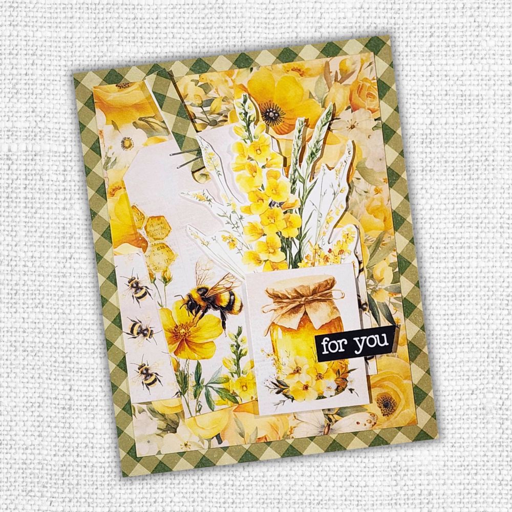 Bees & Butterflies Papercuts Cardmaking Kit January 2025 33951-10