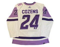 Jersey Adidas de los Buffalo Sabres autografiado por Dylan Cozens con la inscripción "Hockey Fights Cancer"-1