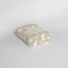 Blushing Beige & White Daisy Print Lovey-3