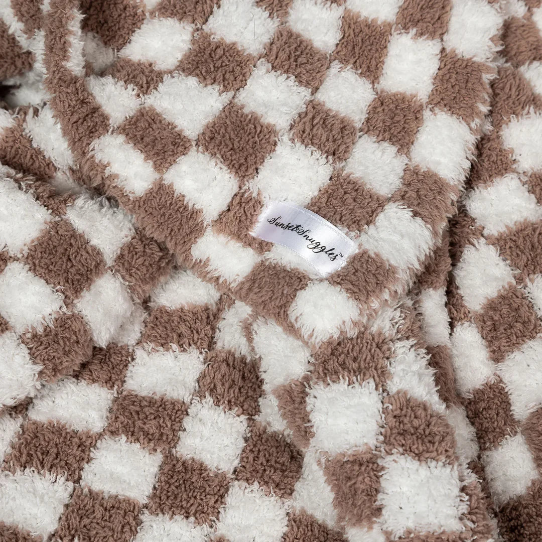 Chocolate Milk & White Check Print Extended Throw-7