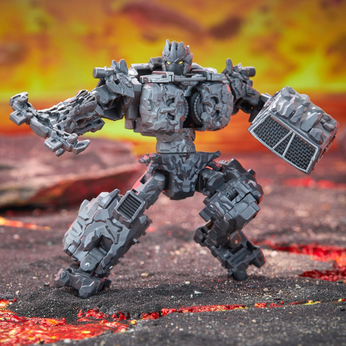 Transformers Legacy United - Deluxe Class - Infernac Universe Magneous-7